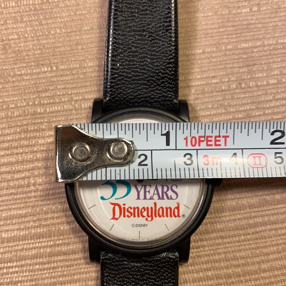 Lorus Walt Disney 35 years Disneyland watch main image 9